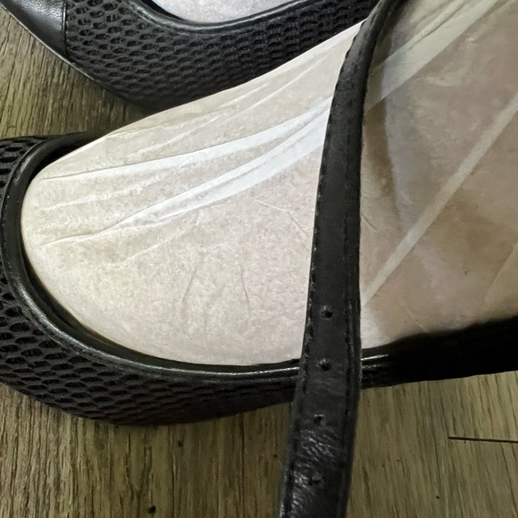 BCBGeneration - Picture 5 of 7